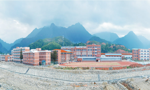 庆元县第三中学全景